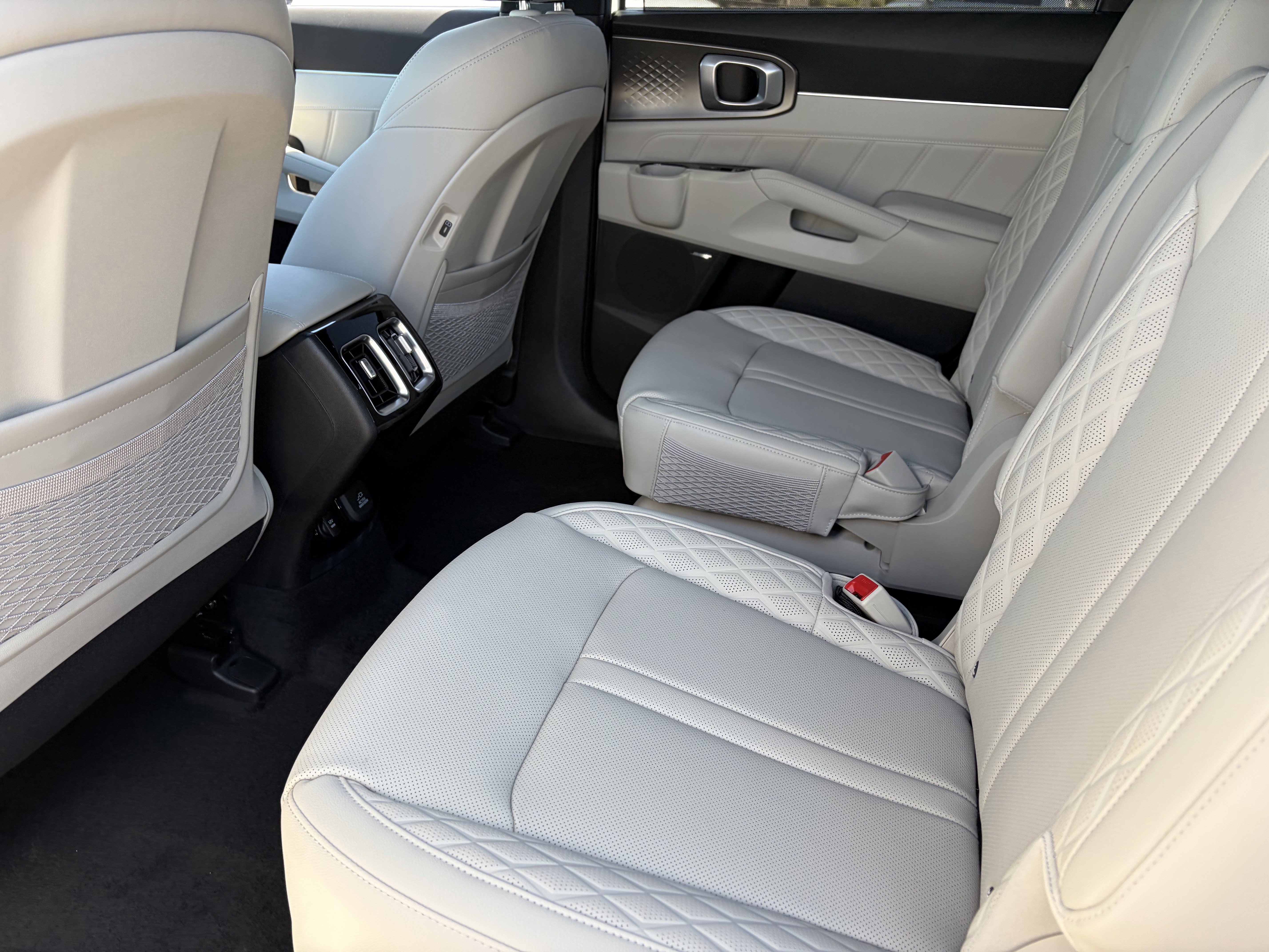 New 2026 Snow White Pearl Kia X-Line SX Prestige AWD image 15