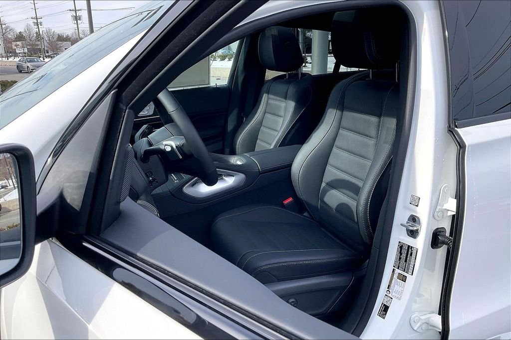 New 2026 Polar White Mercedes-Benz GLE 450 image 9