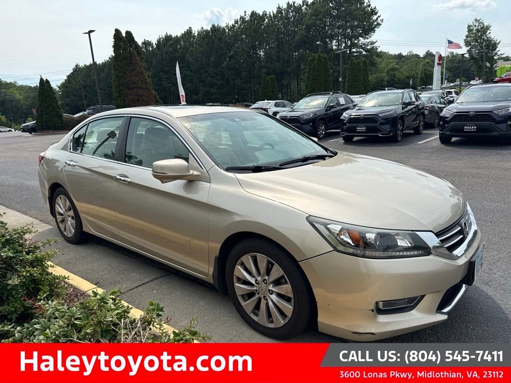 Used 2013 Gold Honda EX-L image 1