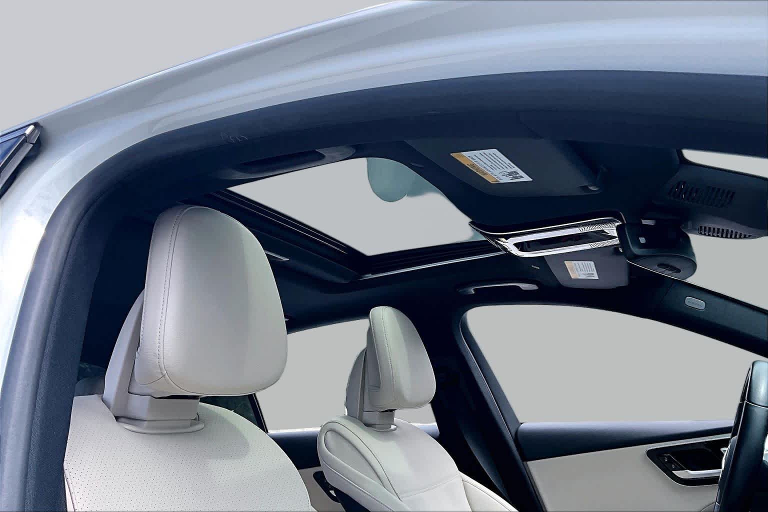 Used 2024 Polar White Mercedes-Benz C 300 image 14