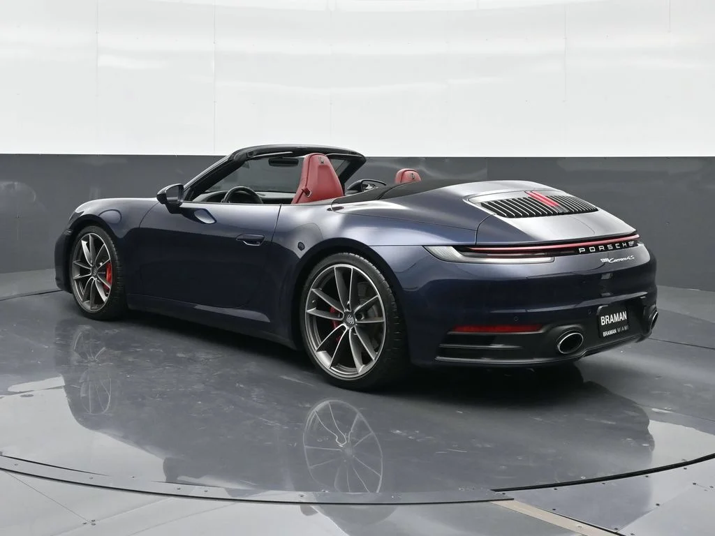 Used 2021  Porsche Carrera S image 3