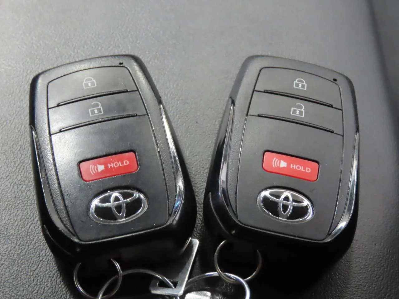Used 2025 Cutting Edge Toyota LE image 18
