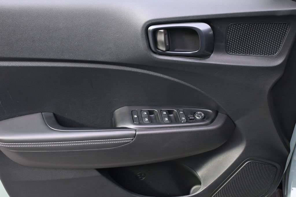 Certified Used 2025 Green Hyundai Limited image 22