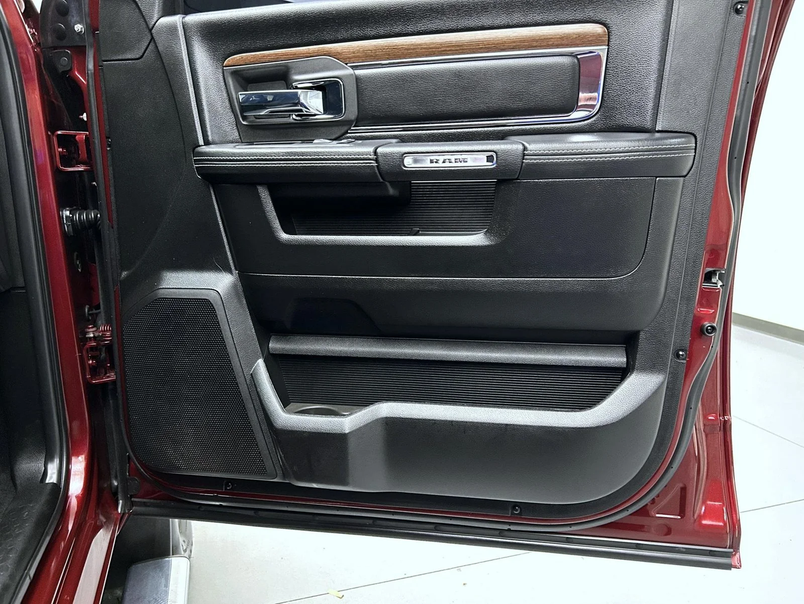Used 2018 Red Ram Laramie image 16