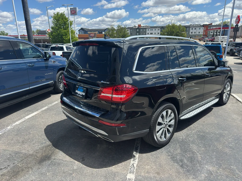 Used 2019 Black Mercedes-Benz 450 4MATIC® image 5