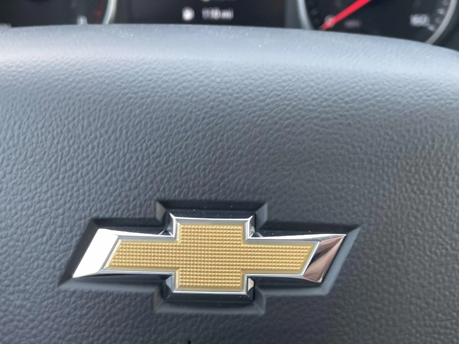New 2026 Summit White Chevrolet 2LT image 30