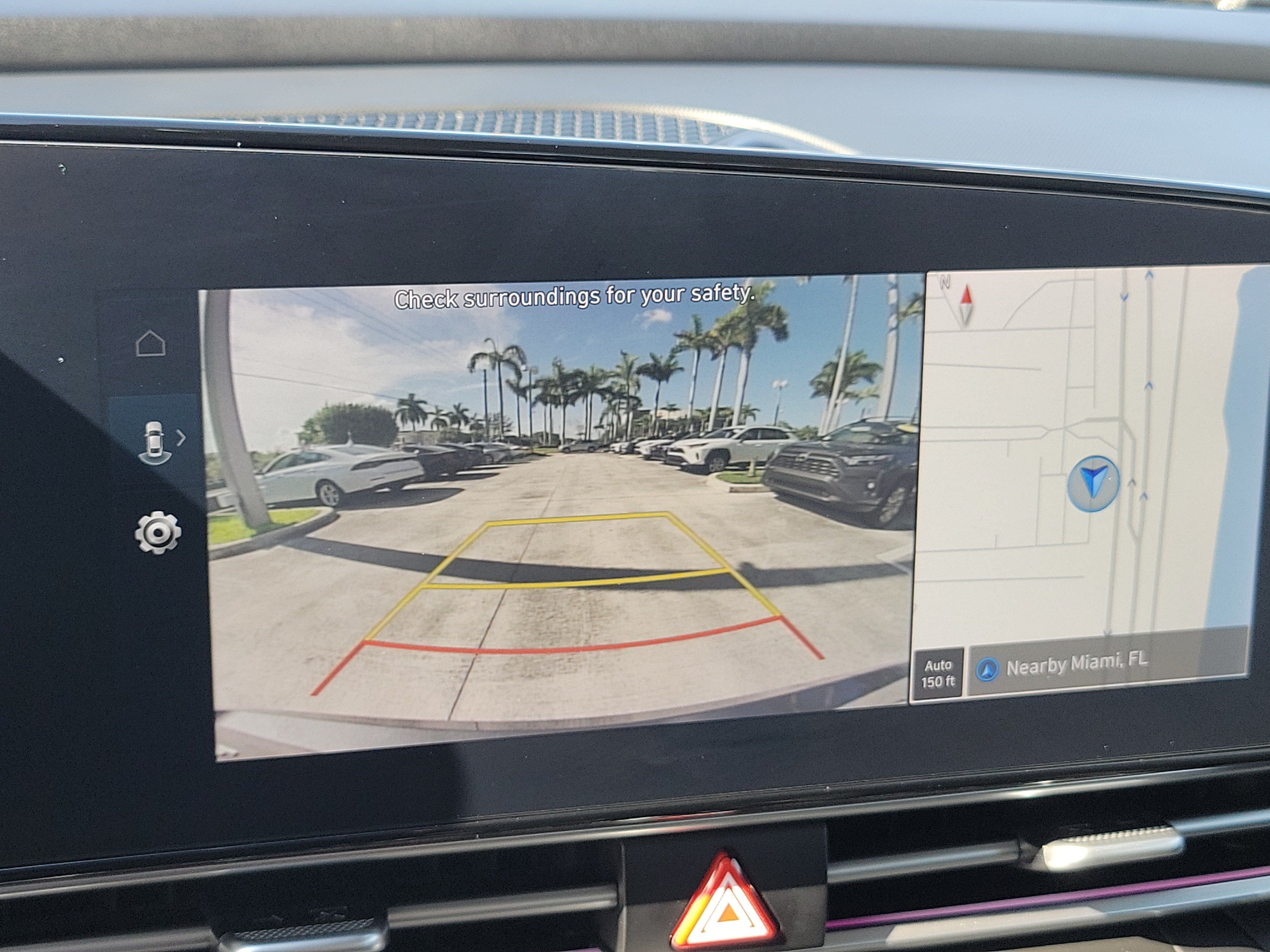 Used 2024 Amazon Gray Hyundai SEL image 29