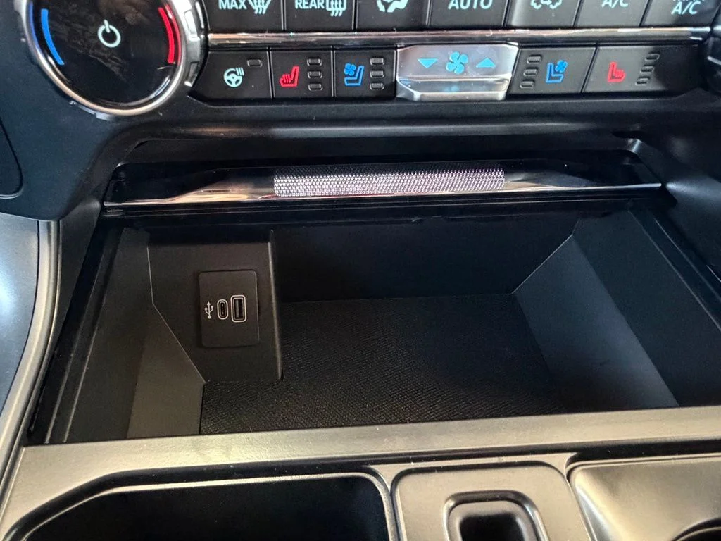 New 2026 Oxford White Ford Lariat® image 31