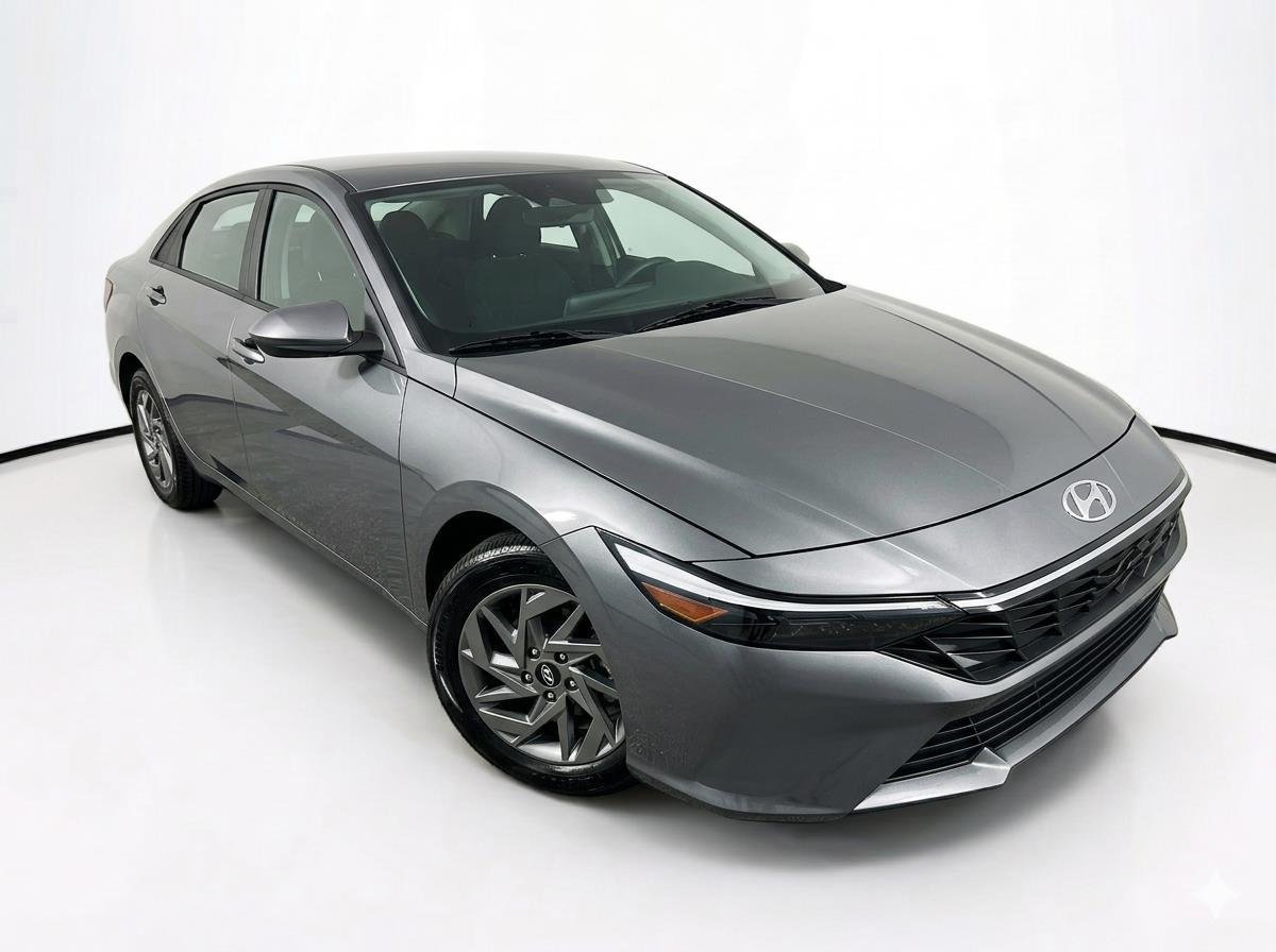 Used 2024 Ecotronic Gray Hyundai SEL image 10