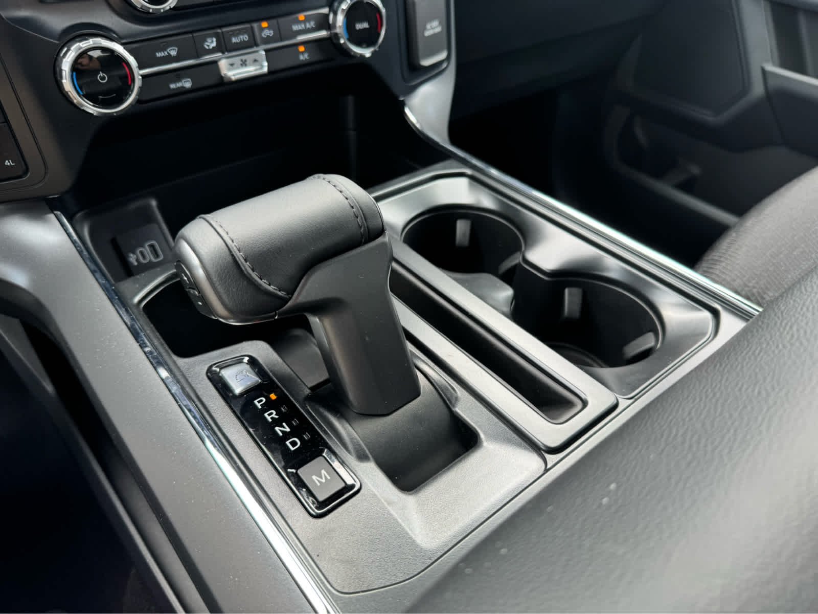 New 2026 Avalanche Ford XLT image 19