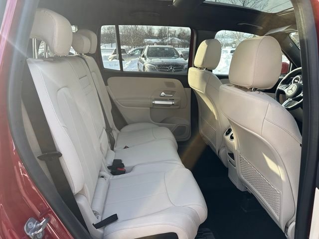 New 2026 MANUFAKTUR Patagonia Red Metallic Mercedes-Benz GLB 250 image 20