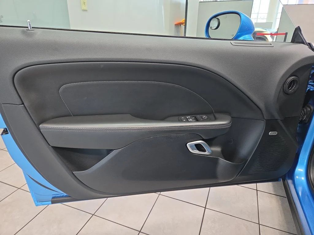 Used 2015 Blue Dodge R/T Scat Pack image 24