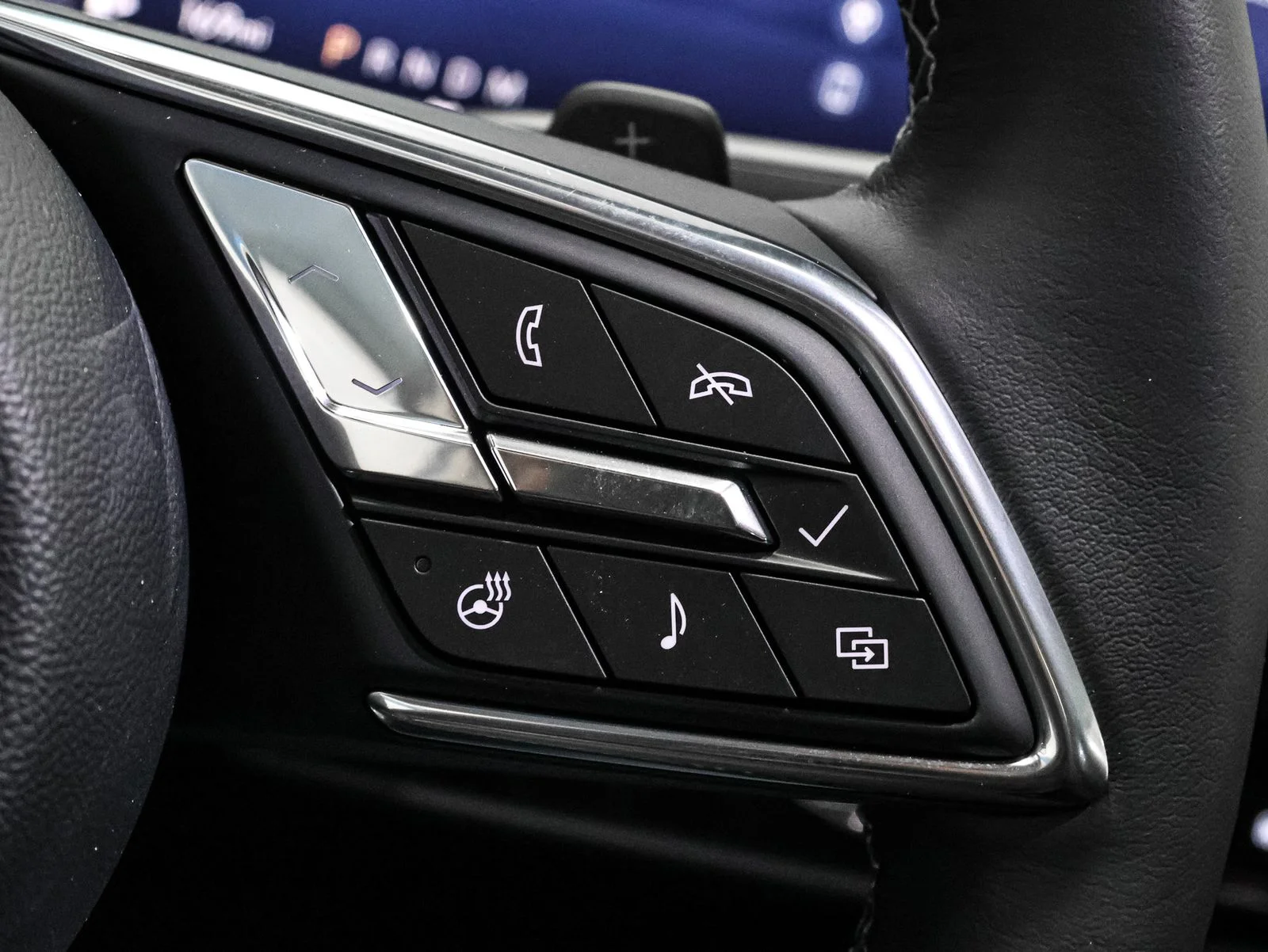 New 2026 Black Buick Avenir image 39