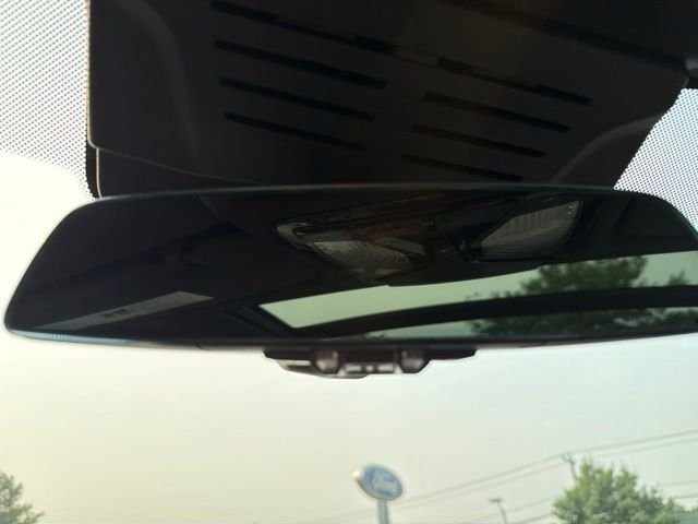 Used 2026 Green BMW M60i image 26