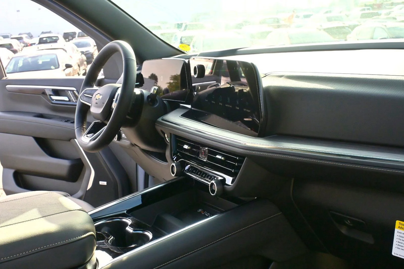 2026 Chevrolet Suburban Premier - Photo 35