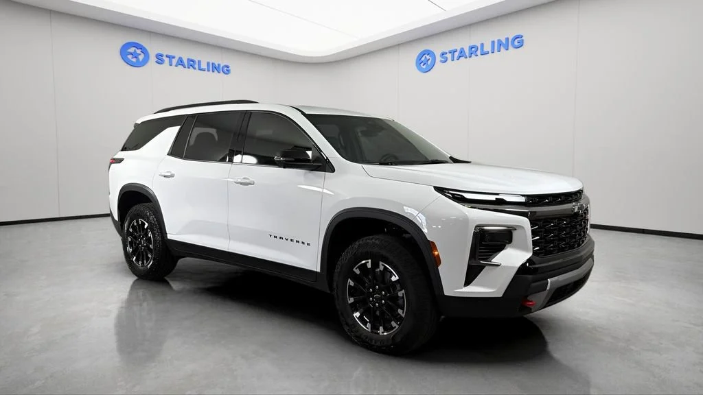 Used 2024 Summit White Chevrolet Z71 image 13