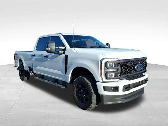 Used 2024 White Ford XL image 13