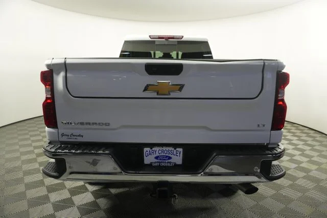 Certified Used 2025 Summit White Chevrolet LT image 4