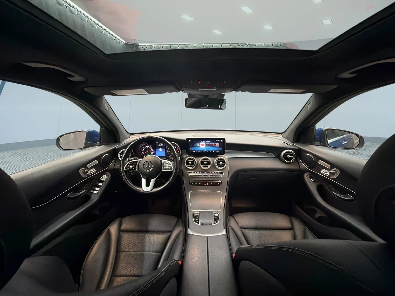 Certified Used 2022 Blue Mercedes-Benz GLC 300 image 22