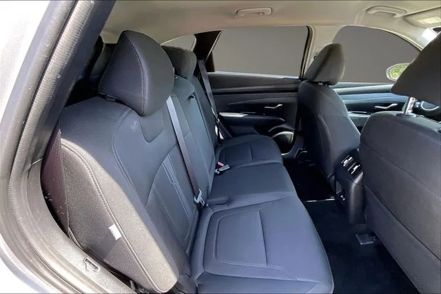 Used 2025 Silver Hyundai SEL image 24