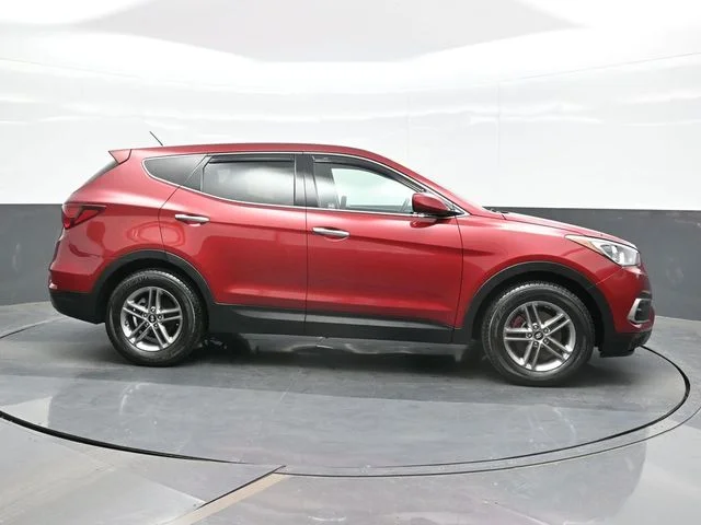 Used 2018 Red Hyundai 2.4 Base image 8