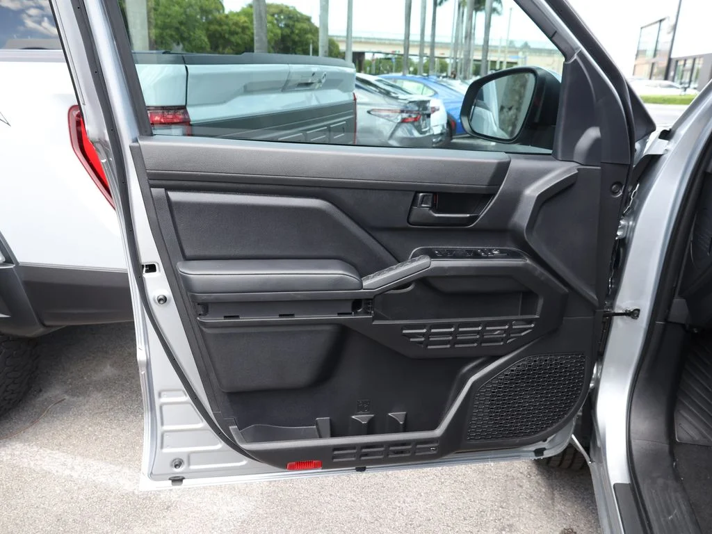 Used 2025 Silver Toyota  image 9
