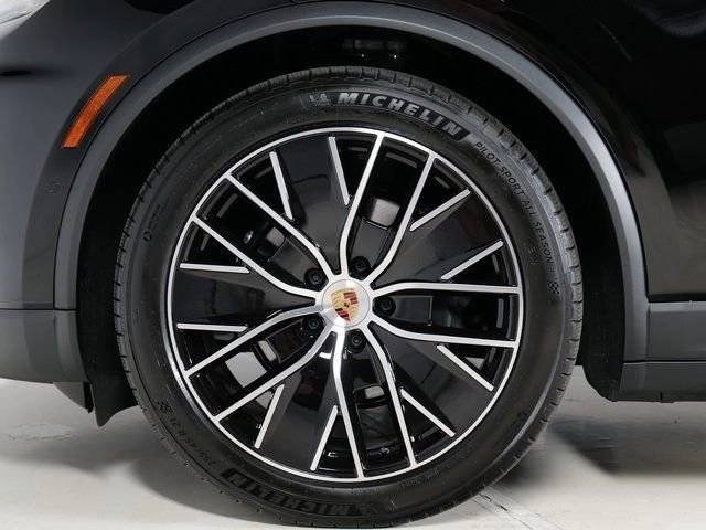 New 2026 Black Porsche 4 Electric image 32