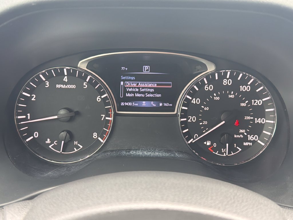 Used 2020 Black Nissan SL image 16