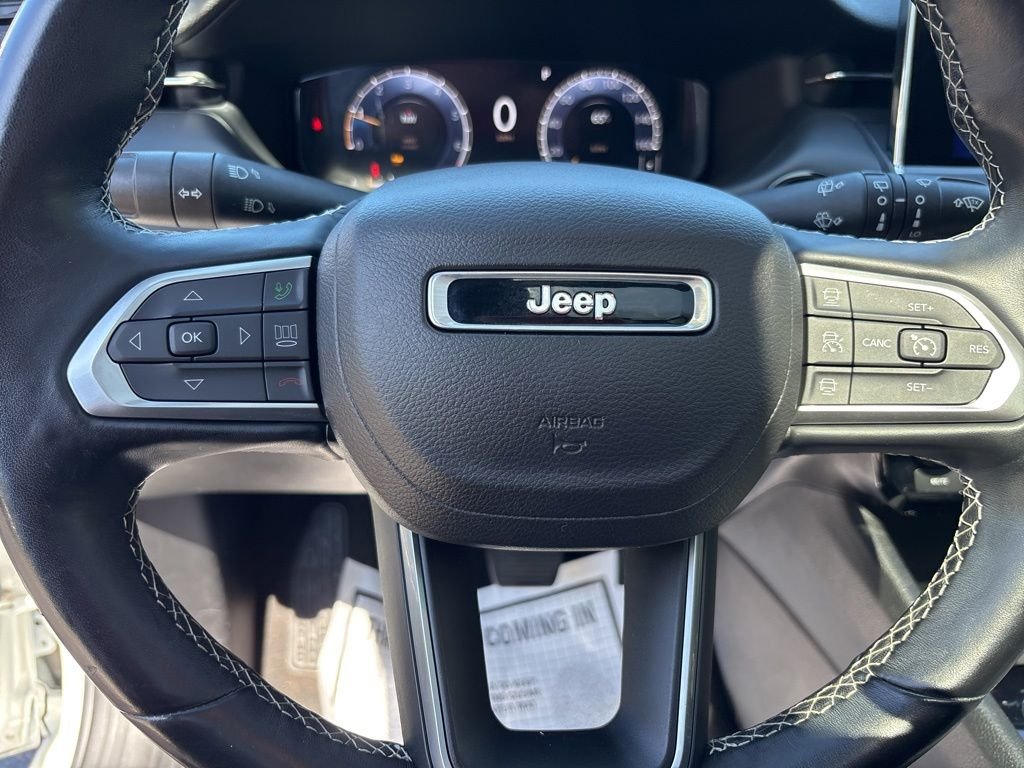Used 2022 White Jeep High Altitude image 26