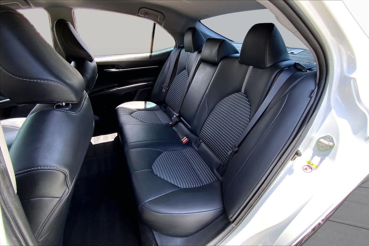 Used 2019 Super White Toyota SE image 19