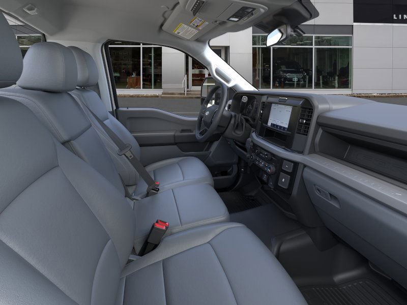 New 2026 Oxford White Ford F-350® XL image 44