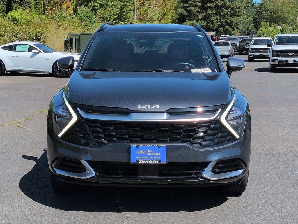 Certified Used 2023 Gravity Gray Kia SX image 8
