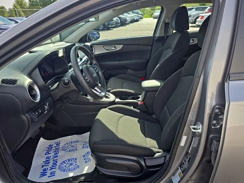 Used 2023 Gray Kia LXS image 23