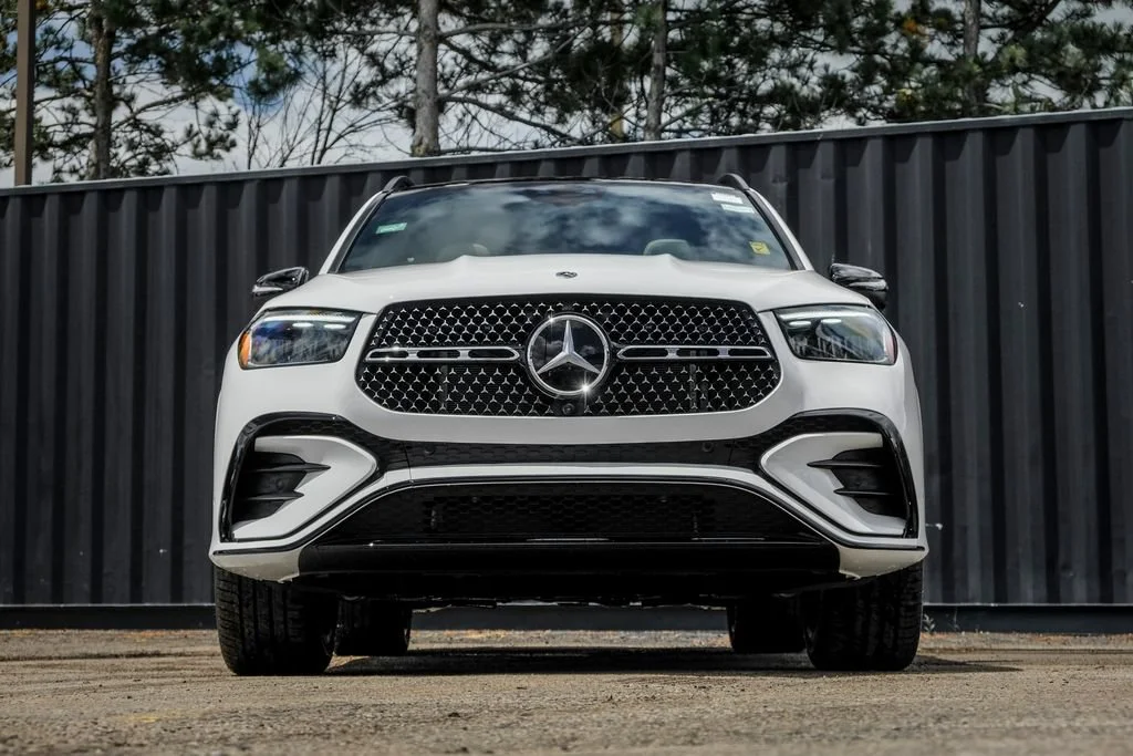 New 2026 Polar White Mercedes-Benz GLE 450e image 41