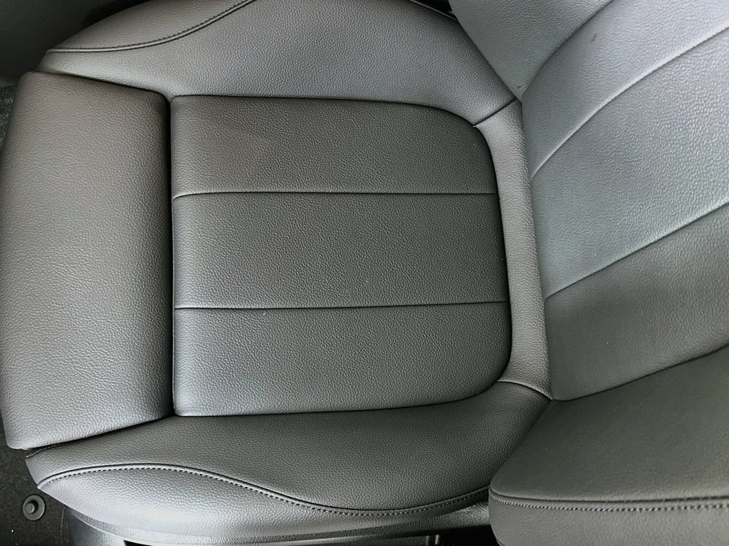 New 2026 Mountain Grey Metallic Mercedes-Benz GLB 250 image 49