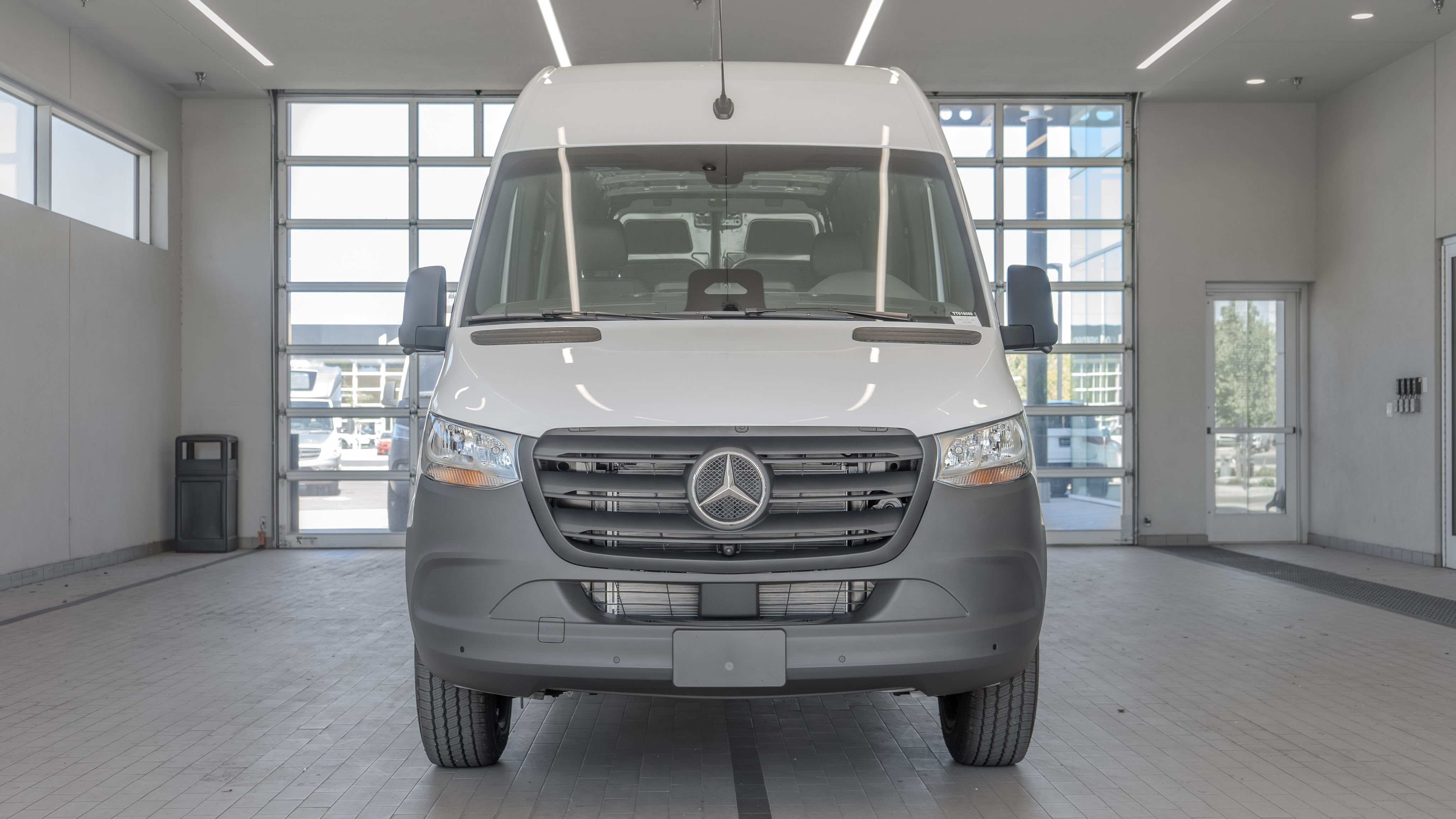 New 2026 Arctic+White Mercedes-Benz  image 11