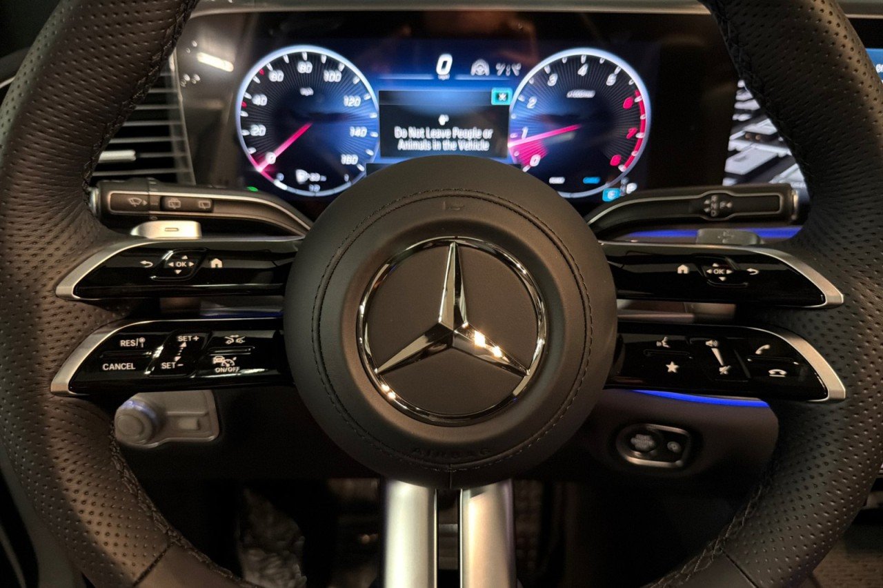 New 2026 Polar White Mercedes-Benz GLS 450 4MATIC® SUV image 24