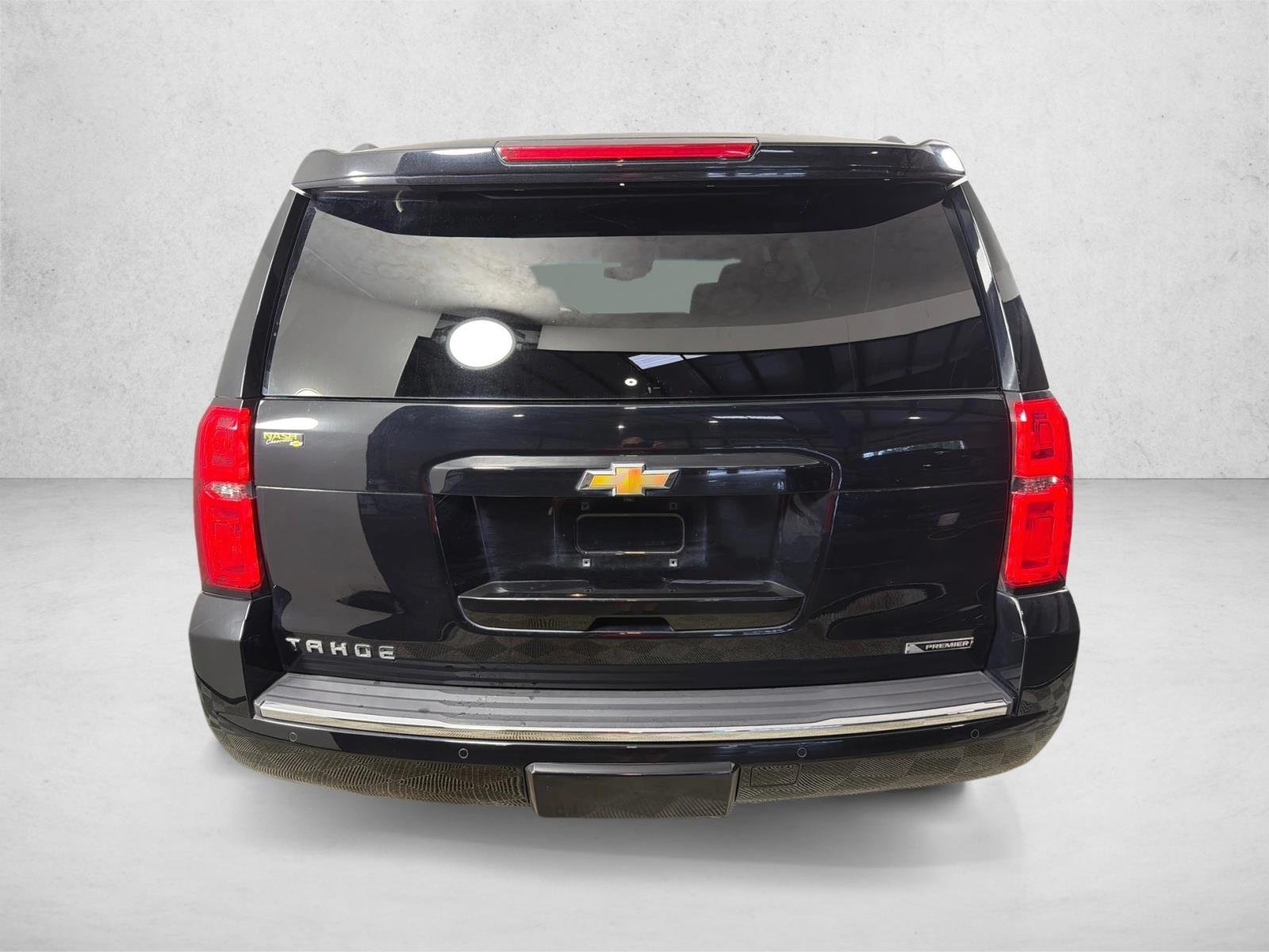 Used 2018 Black Chevrolet Premier image 6