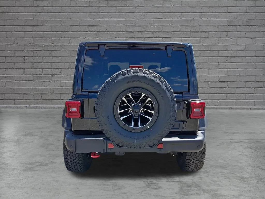 New 2026 Black Clearcoat Jeep Rubicon X image 7