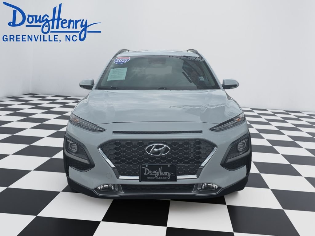 Used 2021 White Hyundai Limited image 7