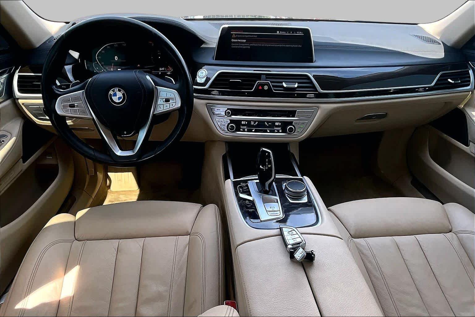 2020 BMW 7 Series 740i - Photo 15