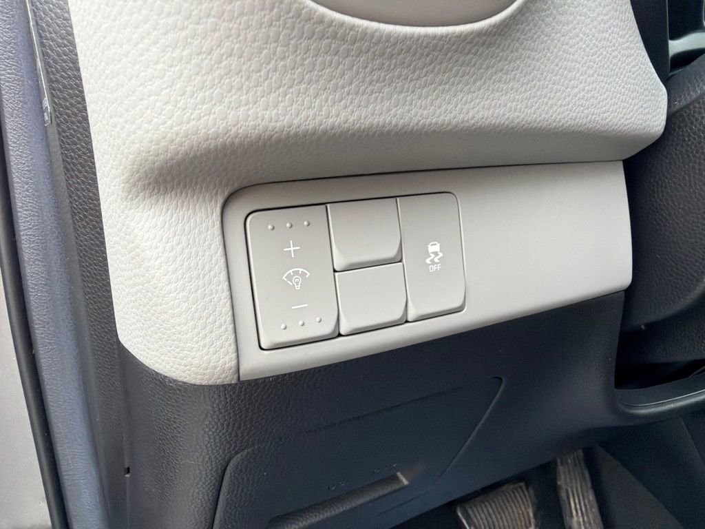 Used 2014 Gray Kia + image 12