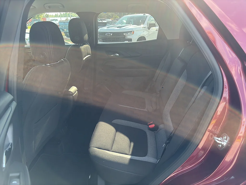 Used 2025 Crimson Metallic Chevrolet  image 15