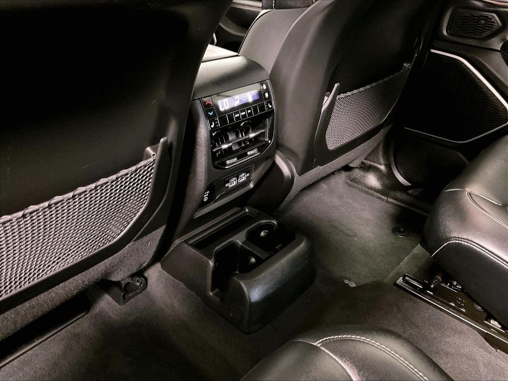 Used 2022 Black Jeep Limited image 29