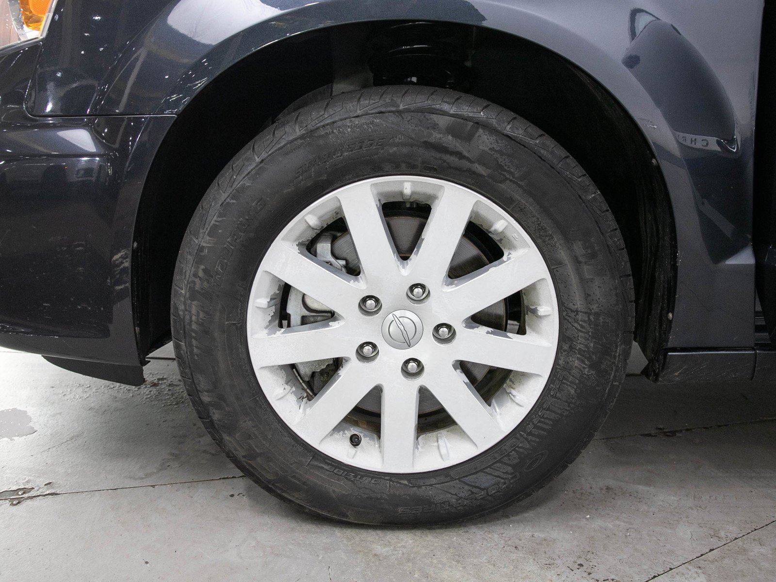 Used 2013 Maximum Steel Metallic Clearcoat Chrysler Touring image 32