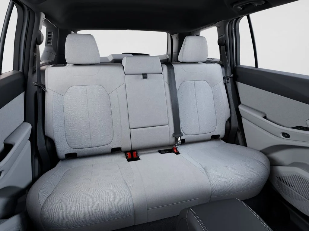 New 2026 Bright White Clear-Coat Exterior Paint Jeep Laredo image 15