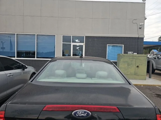Used 2010 Black Ford SE image 5