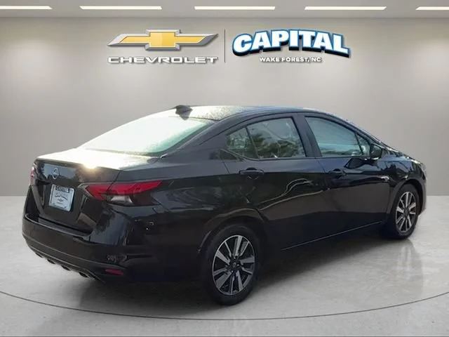 Used 2025  Nissan SV image 5