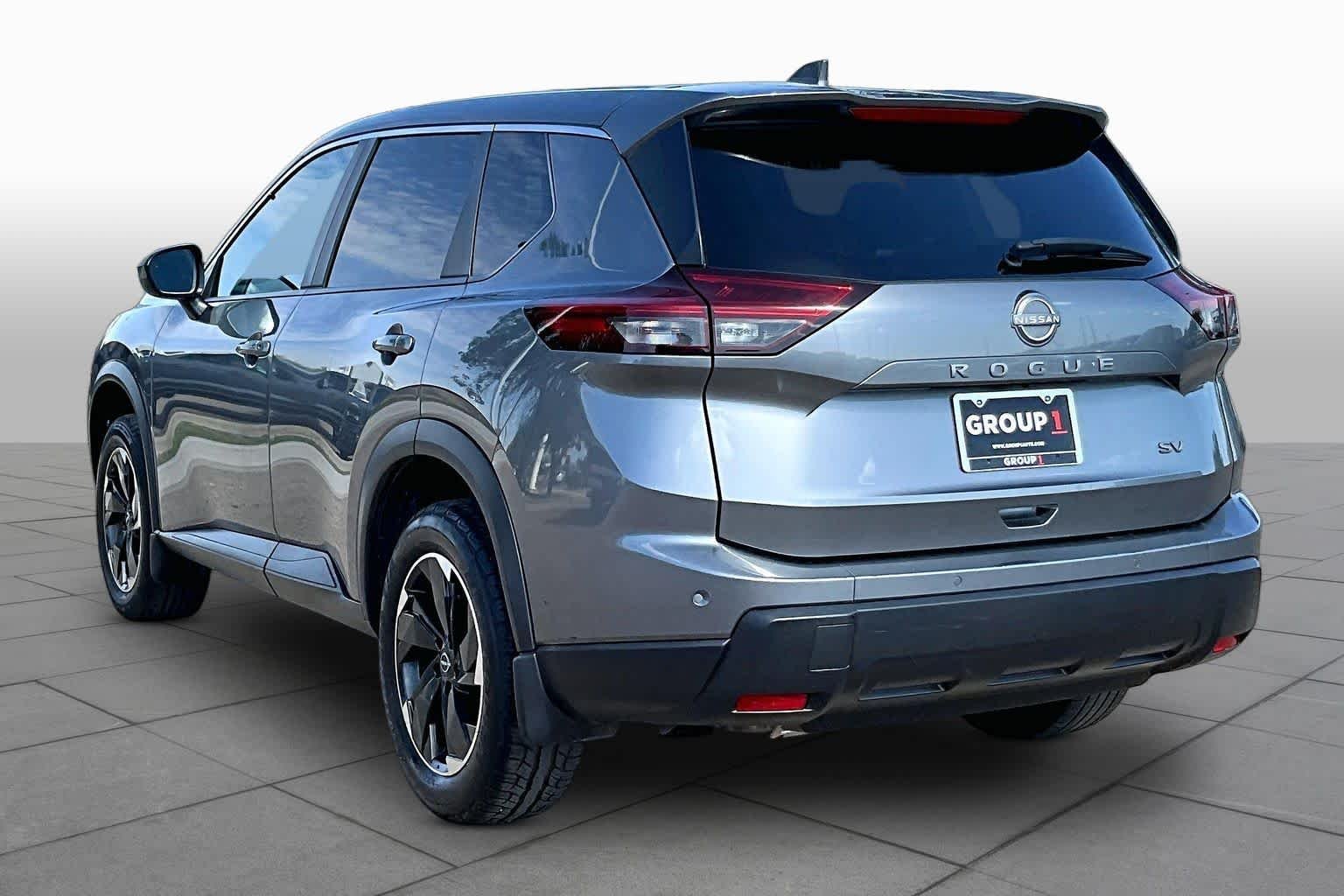Used 2024 Gun Metallic Nissan SV image 11