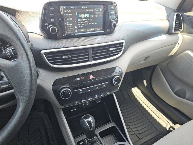 Used 2021 White Cream Hyundai  image 31